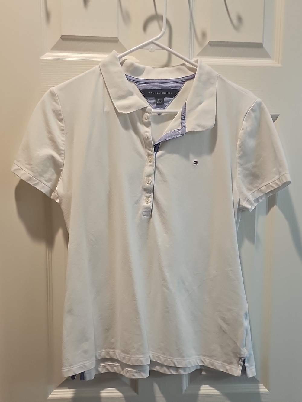 Tommy Hilfiger Women’s White Polo with Subtle Logo Size L